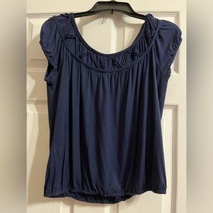 Navy Max Studio women’s top. Size small. Very good condition